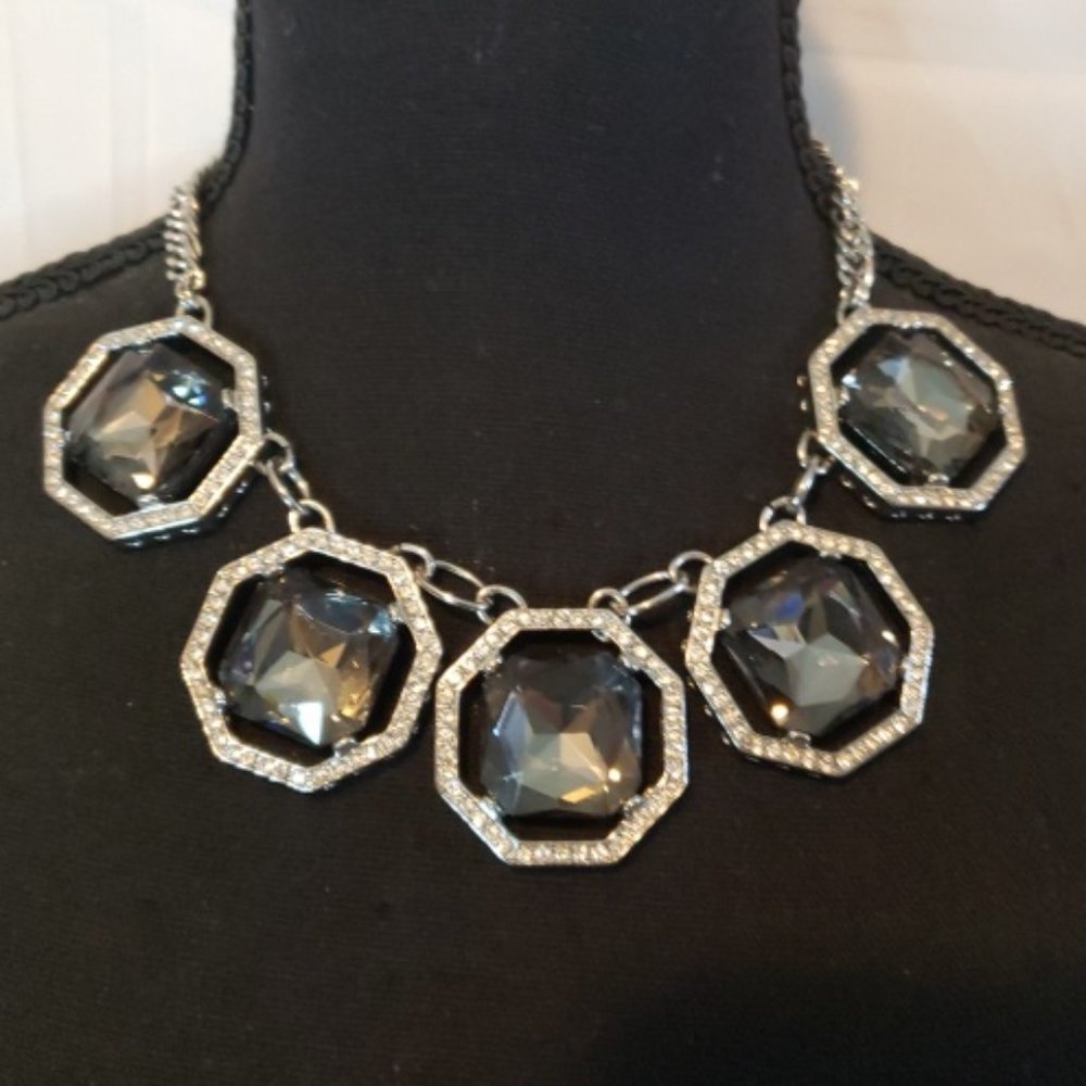 WH/BM Famous Necklace Grey Glass Stones with Clear Rhinestones